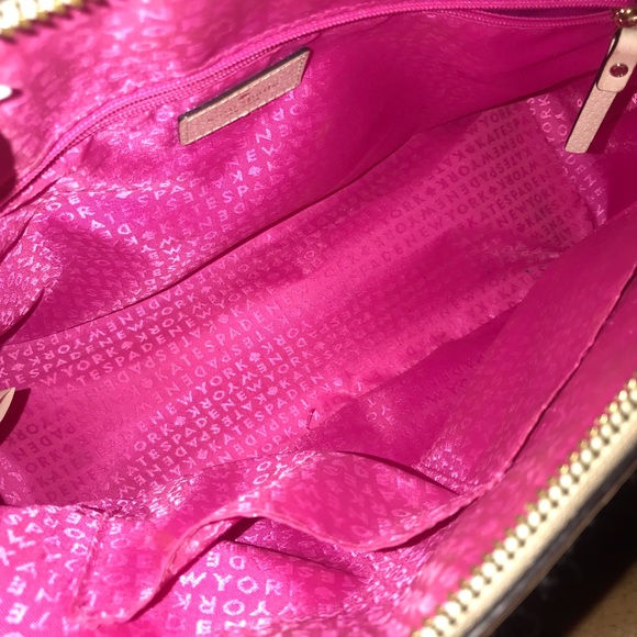 KATE SPADE Like New White Cream Wellesley Purse - Picture 5 of 7